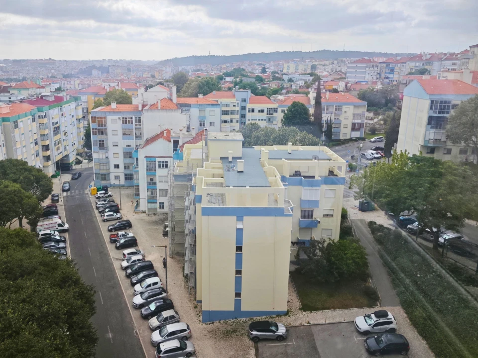 Apartamento T1 para Venda em Águas Livres Foto 15