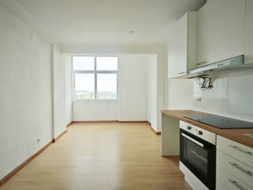 Apartamento T1 para Venda em Águas Livres