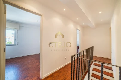 Apartamento T2 para Venda em Algueirão-Mem Martins