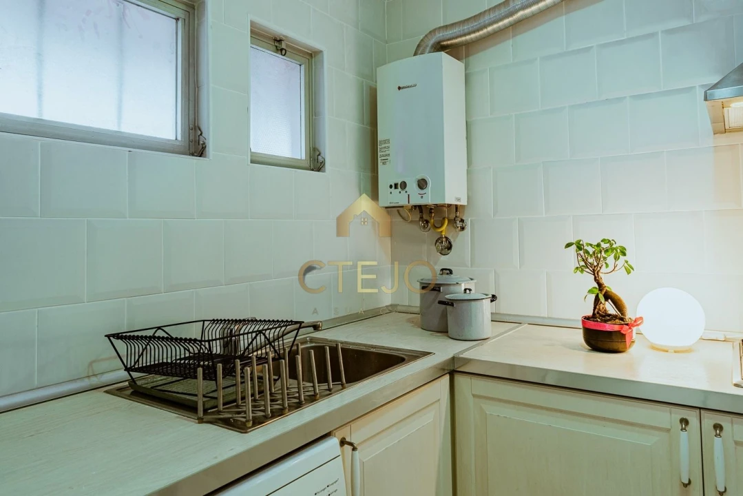 Apartamento T2 para Venda em Algueirão-Mem Martins Foto 7