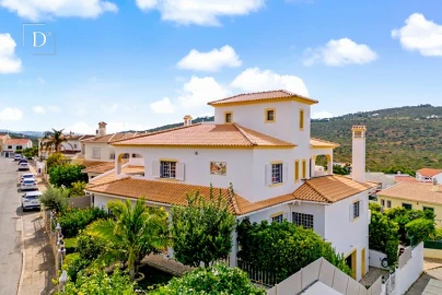 Moradia T8 para Venda em Loule (São Clemente)