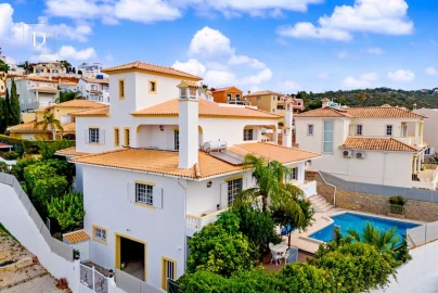 Moradia T8 para Venda em Loule (São Clemente)