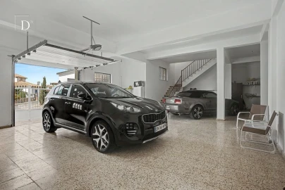 Moradia T8 para Venda em Loule (São Clemente)