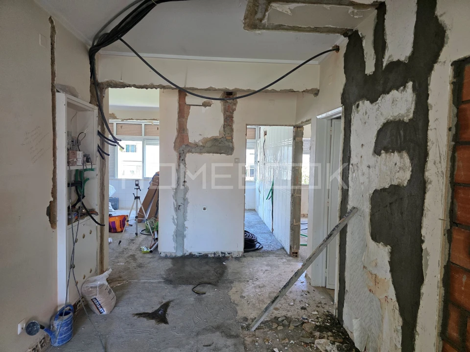 Apartamento T3 para Venda em Benfica Foto 11