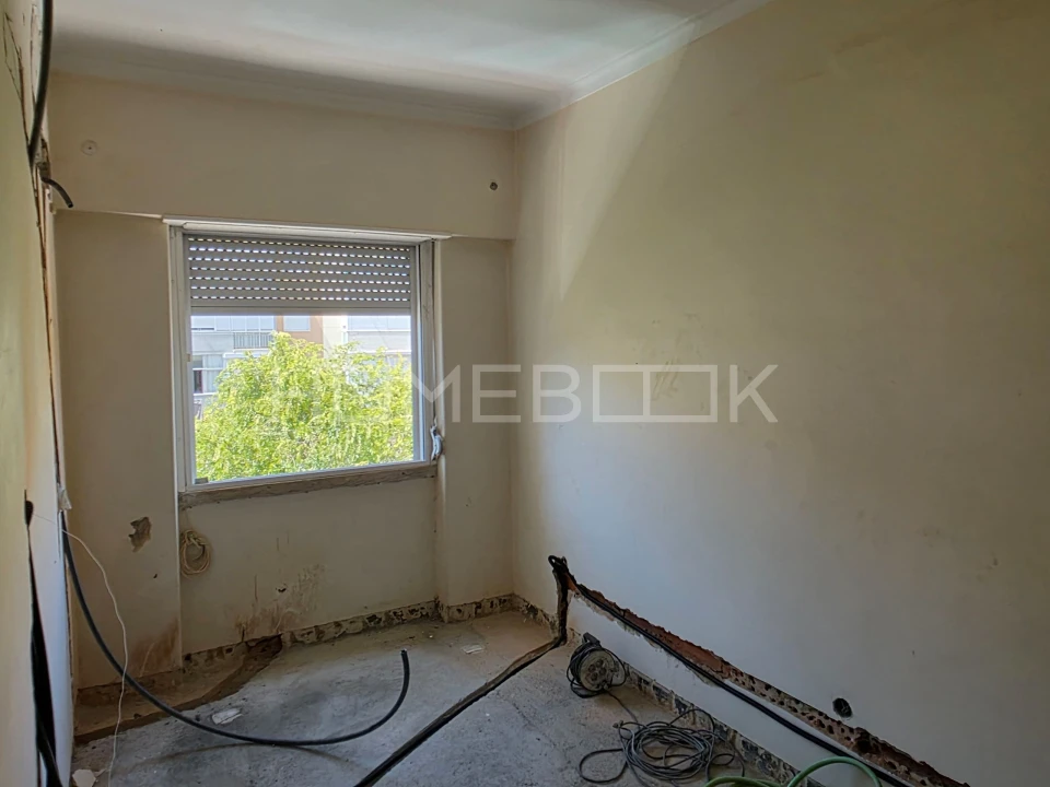 Apartamento T3 para Venda em Benfica Foto 13