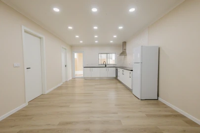 Apartamento T2 para Arrendamento em Arrifes