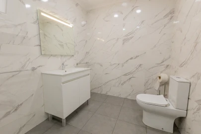 Apartamento T2 para Arrendamento em Arrifes