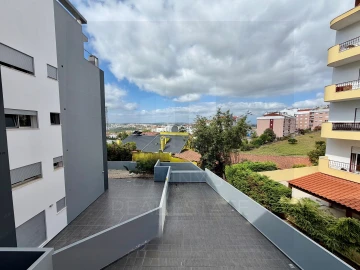 Apartamento T3 para Venda em Leiria, Pousos, Barreira e Cortes