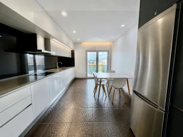 Apartamento T3 para Venda em Leiria, Pousos, Barreira e Cortes