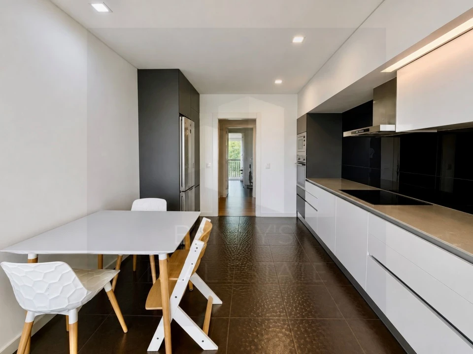 Apartamento T3 para Venda em Leiria, Pousos, Barreira e Cortes Foto 12