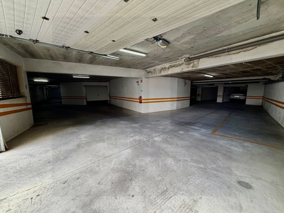 Apartamento T3 para Venda em Leiria, Pousos, Barreira e Cortes Foto 35