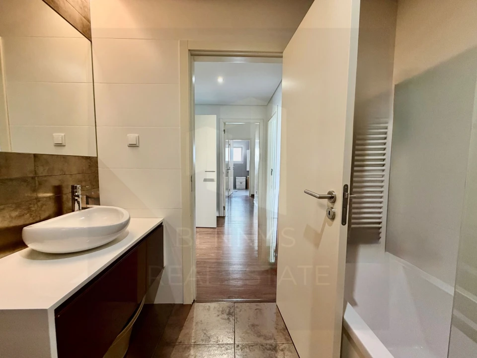 Apartamento T3 para Venda em Leiria, Pousos, Barreira e Cortes Foto 17