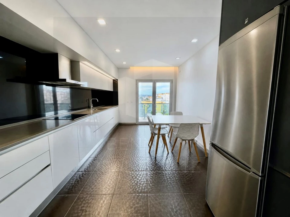 Apartamento T3 para Venda em Leiria, Pousos, Barreira e Cortes Foto 7