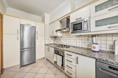 Apartamento T2 para Venda em Guia
