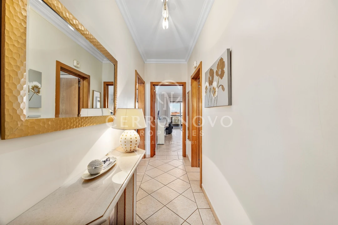 Apartamento T2 para Venda em Guia Foto 13