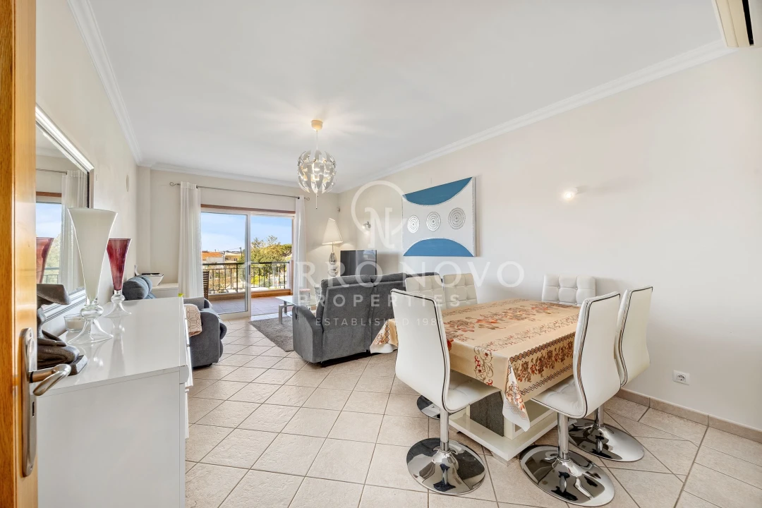 Apartamento T2 para Venda em Guia Foto 7
