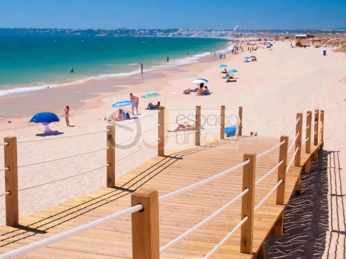 Apartamento T2 para Venda em Guia Foto 7
