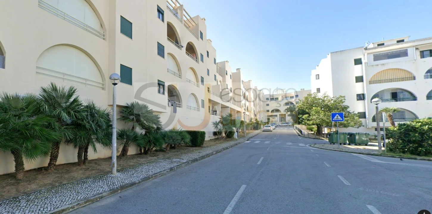 Apartamento T2 para Venda em Guia Foto 4