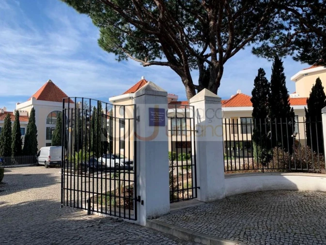 Apartamento T2 para Venda em Quarteira Foto 2
