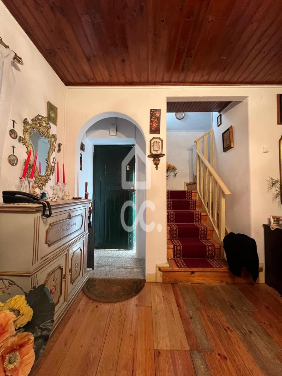 Apartamento T3 para Venda em Tortosendo Foto 2
