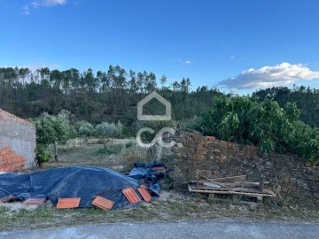 Terreno para Venda em Santo Andre das Tojeiras