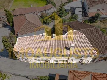 Moradia T3 para Venda em Minhocal