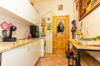 Moradia T3 para Venda em Minhocal