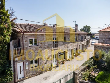 Moradia T3 para Venda em Minhocal