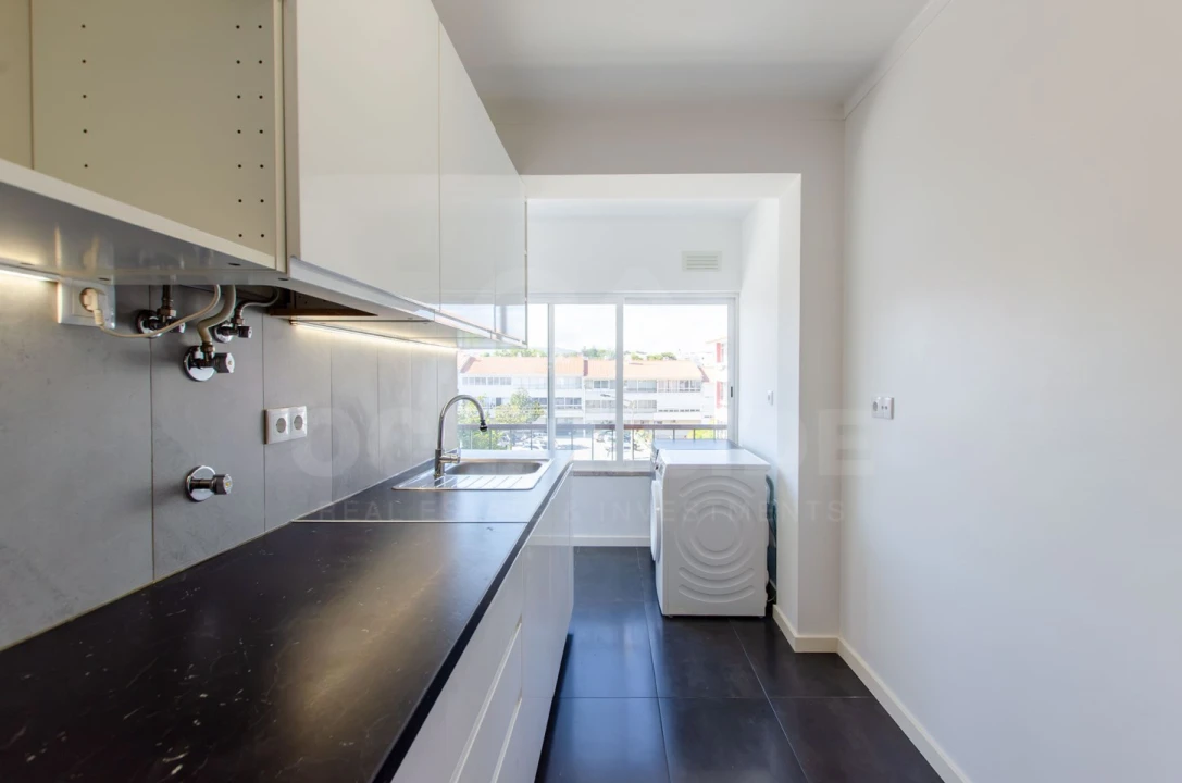 Apartamento T2 para Arrendamento em Alcabideche Foto 3