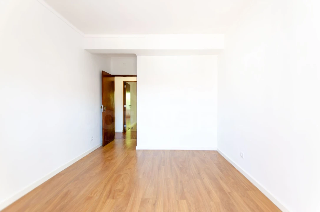 Apartamento T2 para Arrendamento em Alcabideche Foto 19