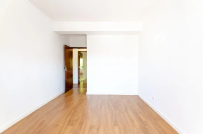 Apartamento T2 para Arrendamento em Alcabideche