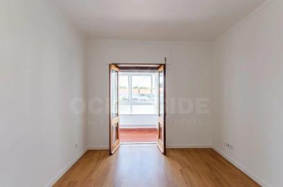 Apartamento T2 para Arrendamento em Alcabideche