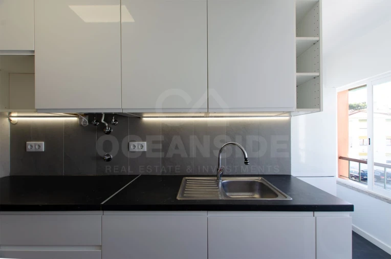 Apartamento T2 para Arrendamento em Alcabideche Foto 4