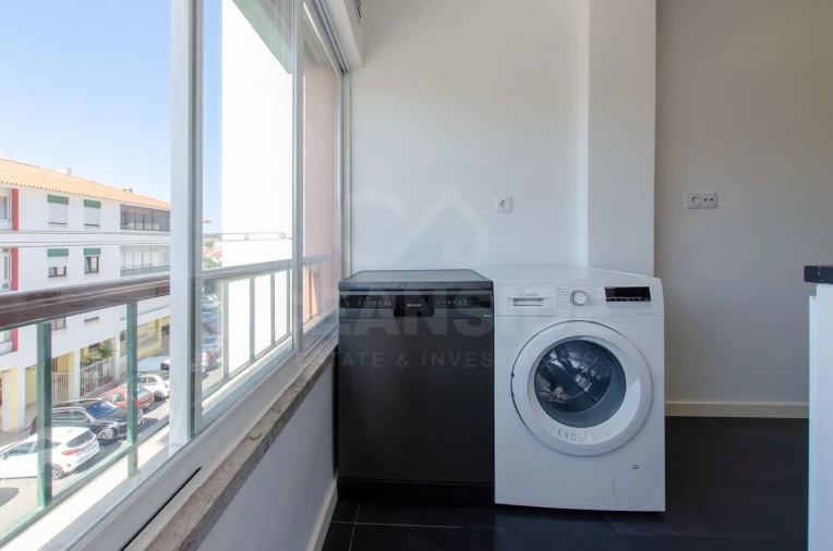 Apartamento T2 para Arrendamento em Alcabideche Foto 6