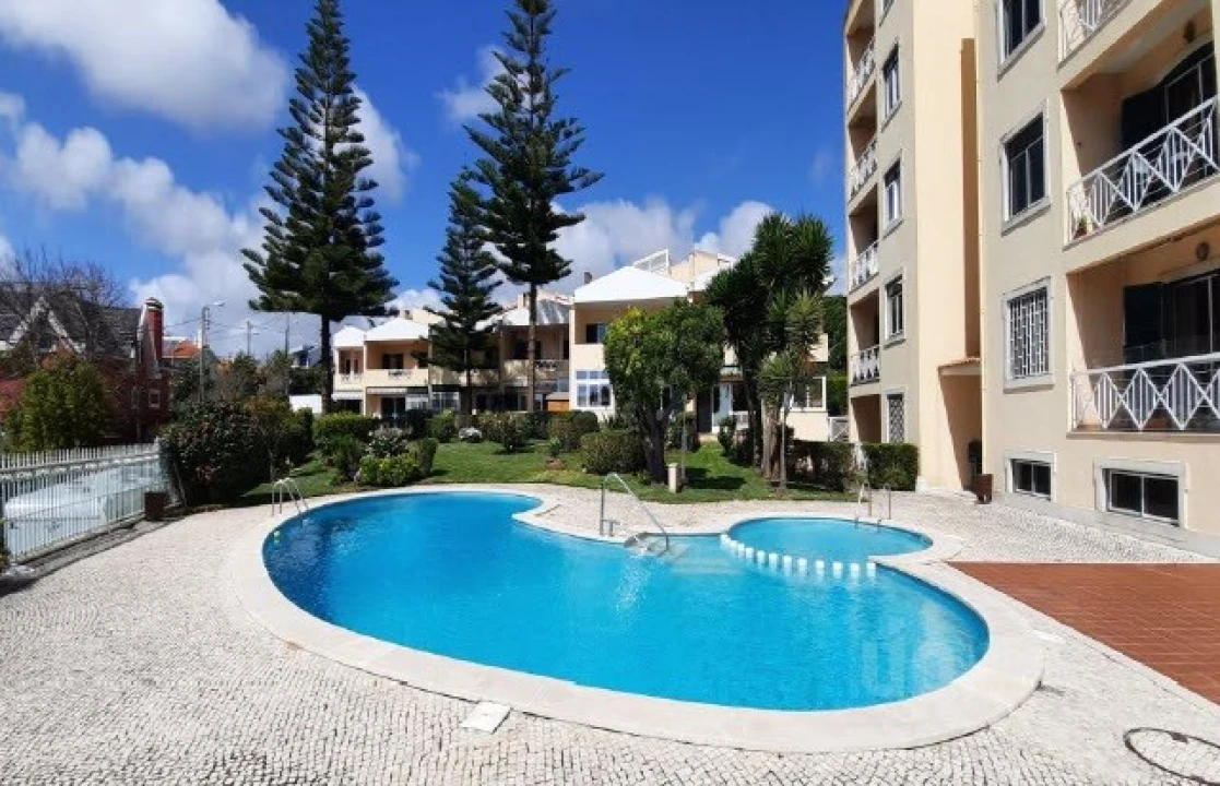 Apartamento T2 para Venda em Cascais e Estoril Foto 1