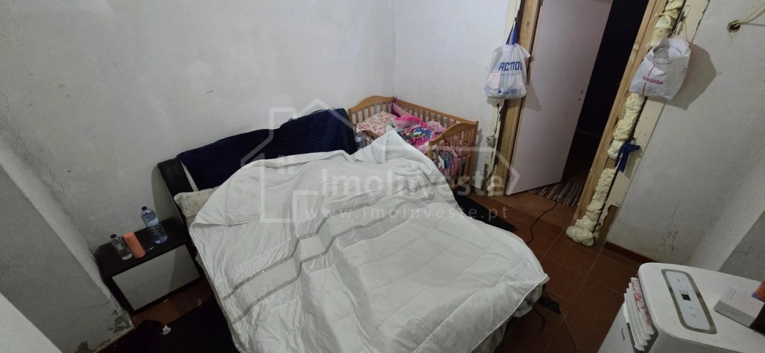 Moradia T4 para Venda em Cebolais de Cima e Retaxo Foto 9