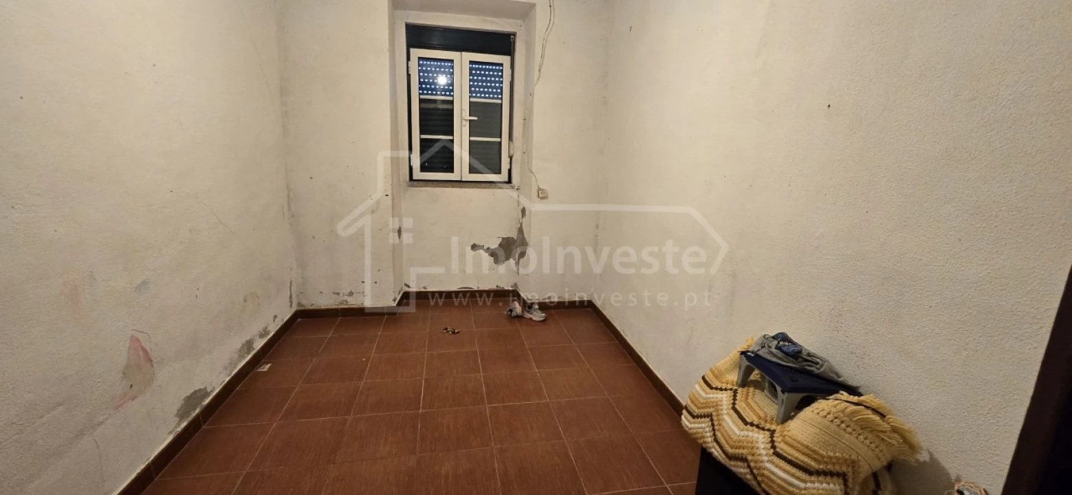 Moradia T4 para Venda em Cebolais de Cima e Retaxo Foto 10