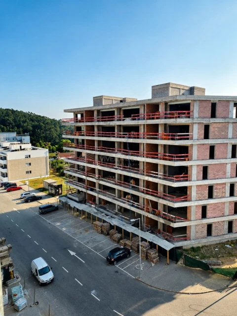 Apartamento T4 para Venda em Nogueira, Fraião e Lamaçães