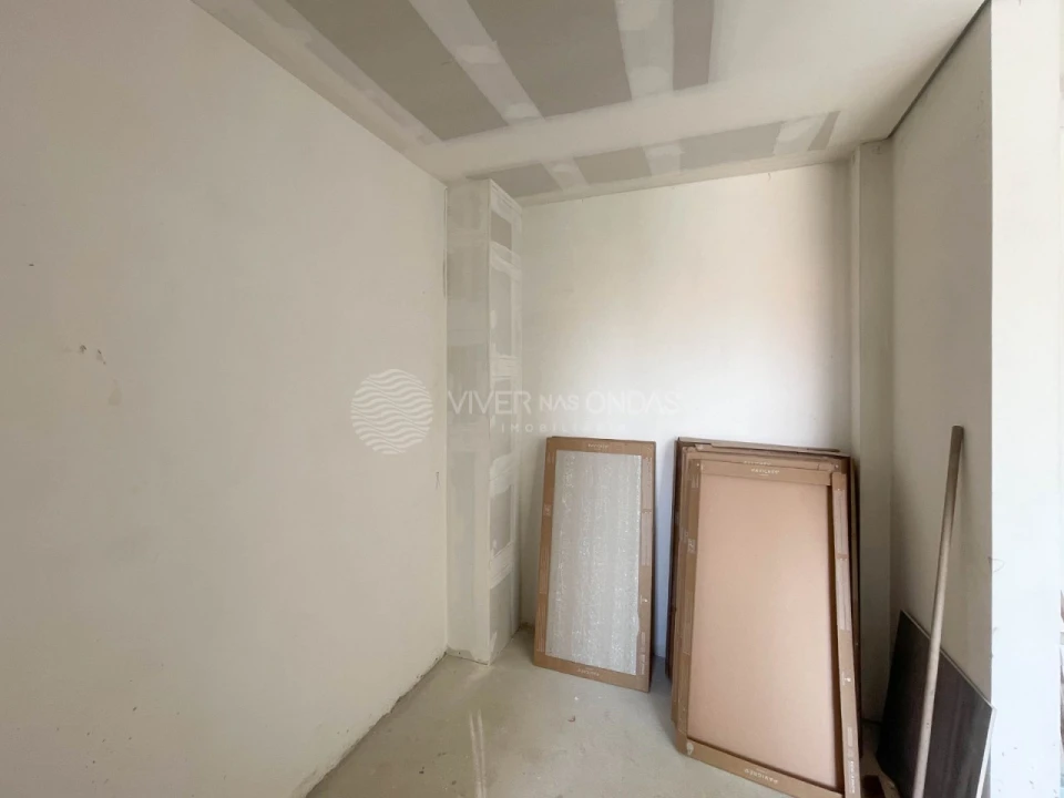 Moradia T4 para Venda em Fernao Ferro Foto 16