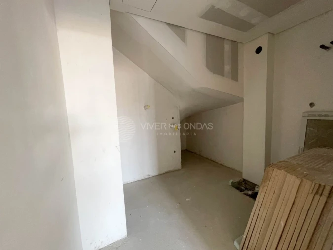 Moradia T4 para Venda em Fernao Ferro Foto 32