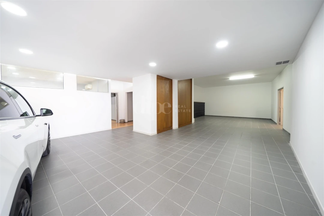 Moradia T4 para Venda em Serzedo e Calvos Foto 29
