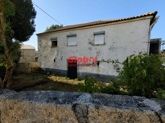 Moradia T2 para Venda em Vila Nova de Paiva, Alhais e Fráguas Foto 2