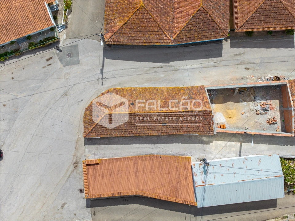 Moradia T3 para Venda em Azoia de Cima e Tremês Foto 4