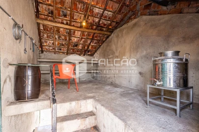 Moradia T3 para Venda em Azoia de Cima e Tremês