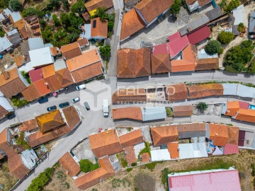 Moradia T3 para Venda em Azoia de Cima e Tremês