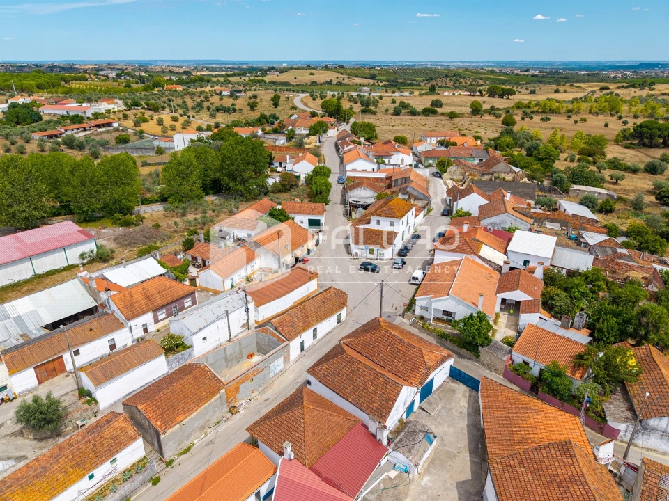 Moradia T3 para Venda em Azoia de Cima e Tremês Foto 7