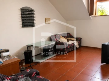 Moradia T4 para Venda em Peso da Régua e Godim