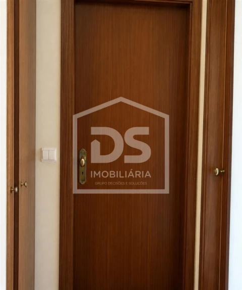Moradia T4 para Venda em Peso da Régua e Godim