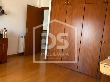 Moradia T4 para Venda em Peso da Régua e Godim