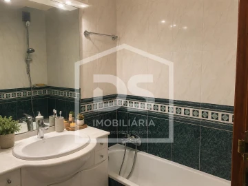 Moradia T4 para Venda em Peso da Régua e Godim
